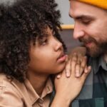A newly dating couple - What are the signs of love in a man